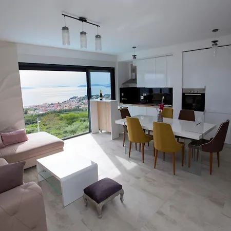 Luxury Astraeus 2 Near Split, Private Pool *